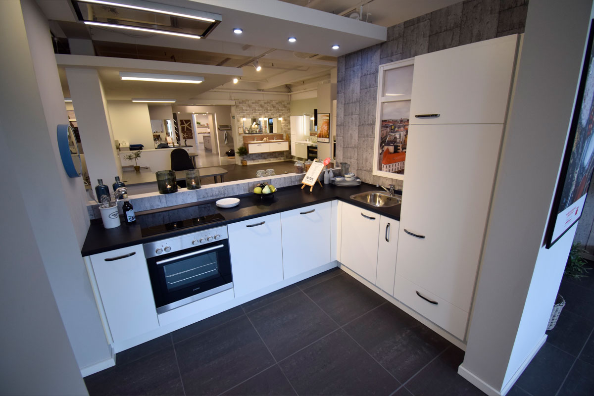 Lækkert udstillingskøkken til salg i Valby