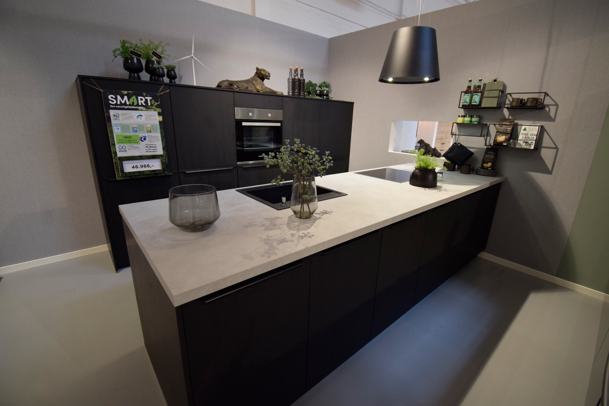 Udstillingskøkken til salg i Vordingborg Køkkenet Valby