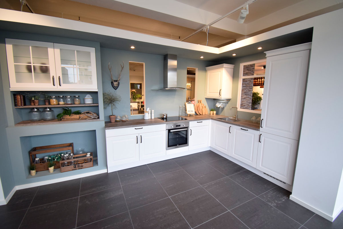 Lækkert udstillingskøkken til salg i Valby