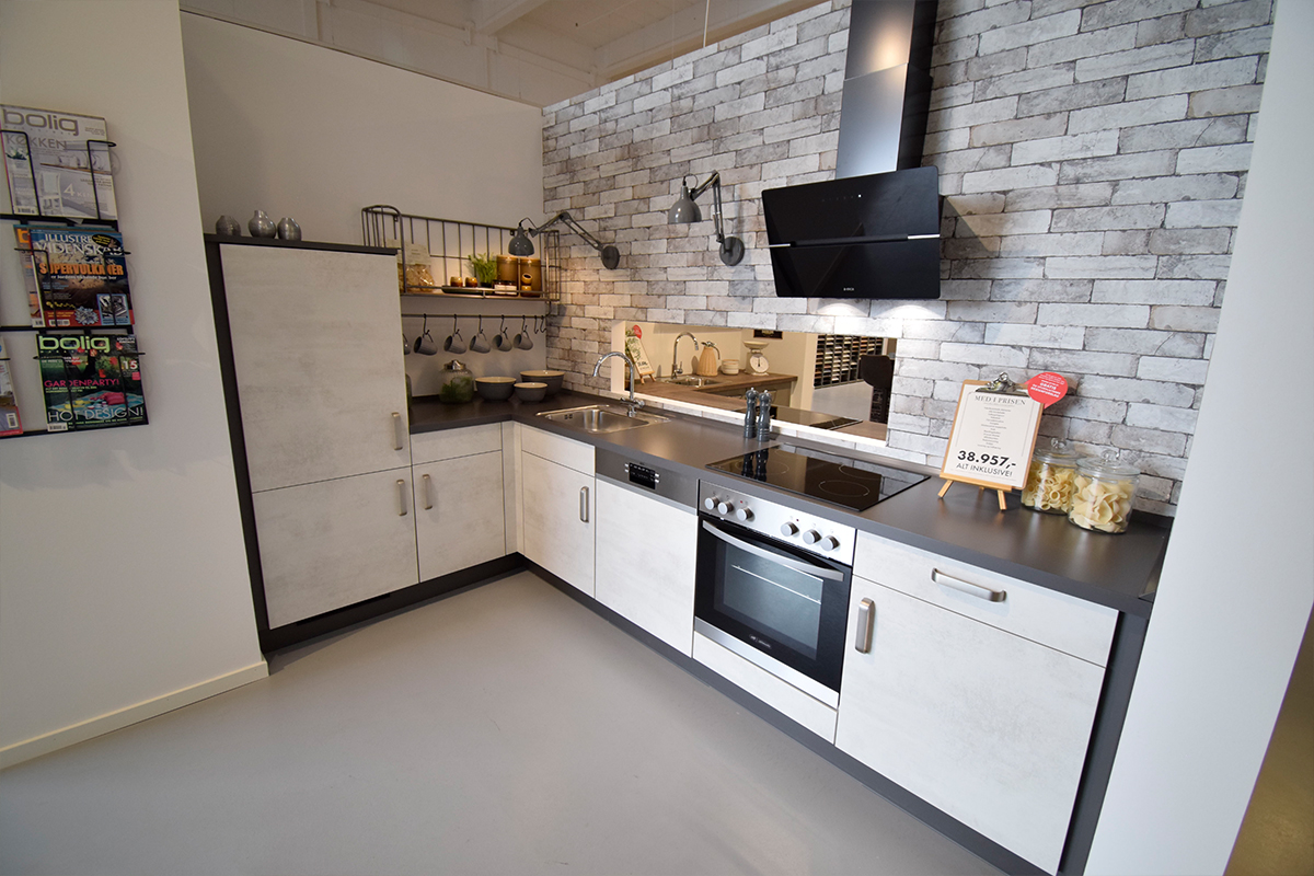 Lækkert udstillingskøkken til salg i Valby