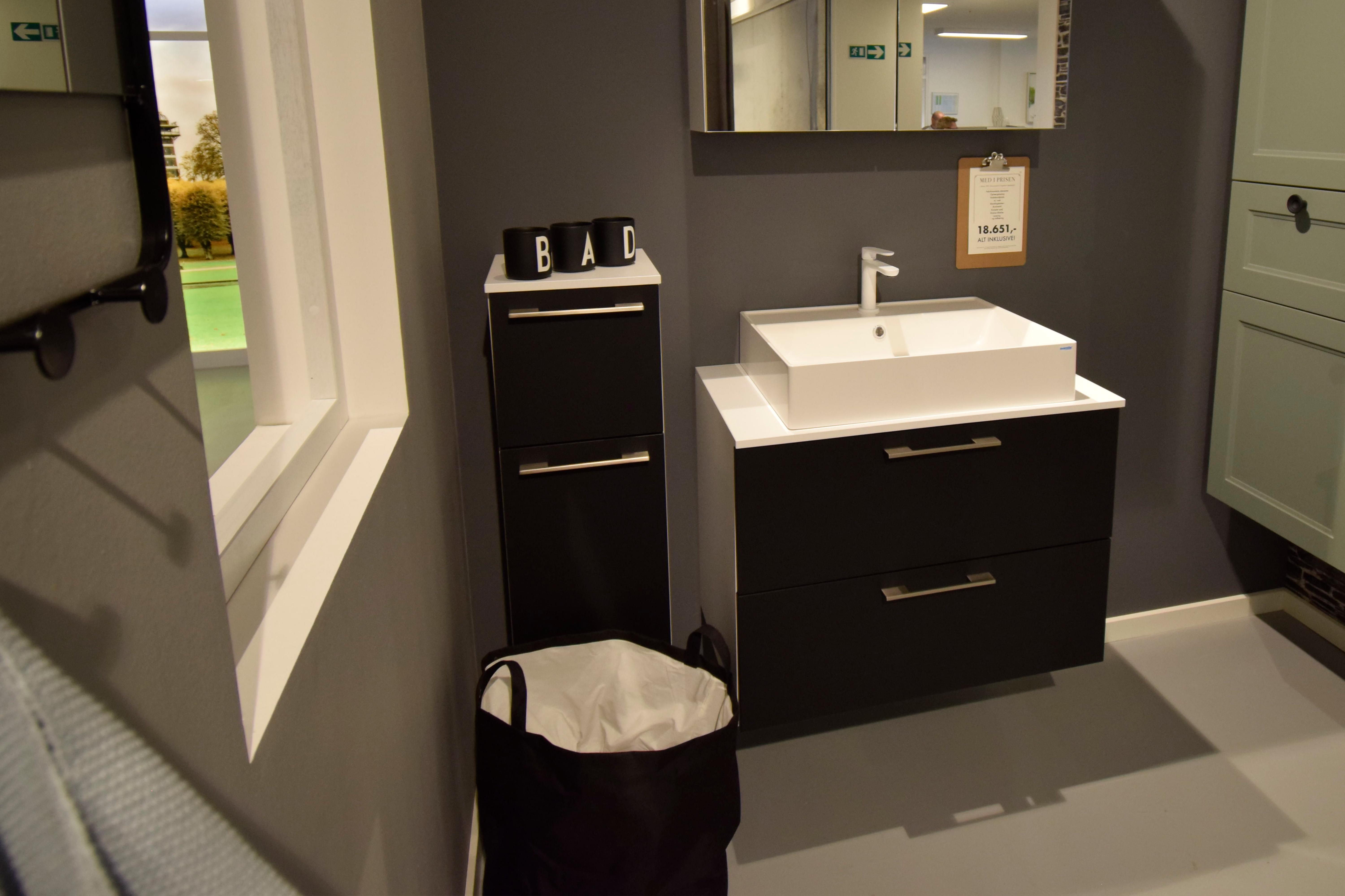 Udstillingsbad til salg i Vordingborg Køkkenet Valby