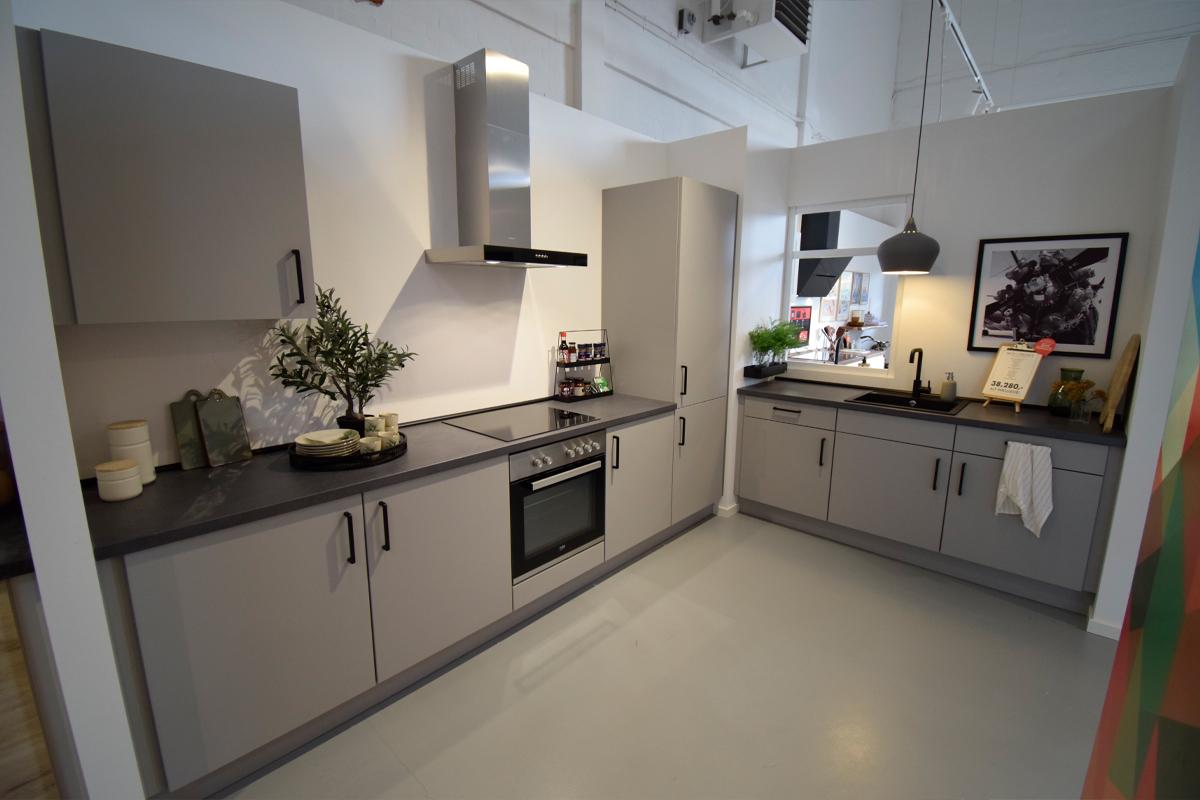 Lækkert udstillingskøkken til salg i Valby