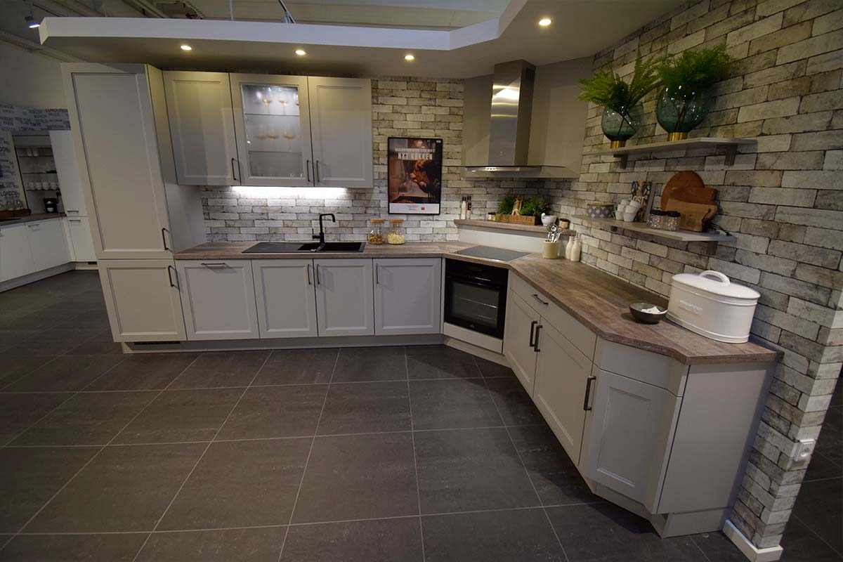 Smukt vinkelkøkken til salg i viby J