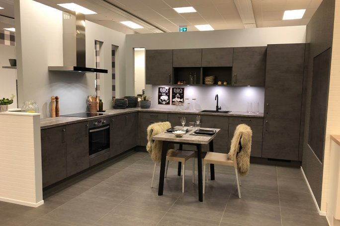 Herning – Riva, Concrete Slate grey