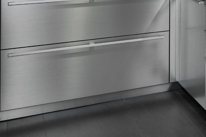 Sokkel i aluminiumslook