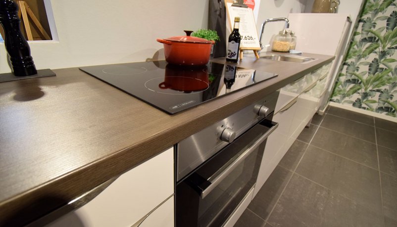 Lækkert udstillingskøkken til salg i Valby