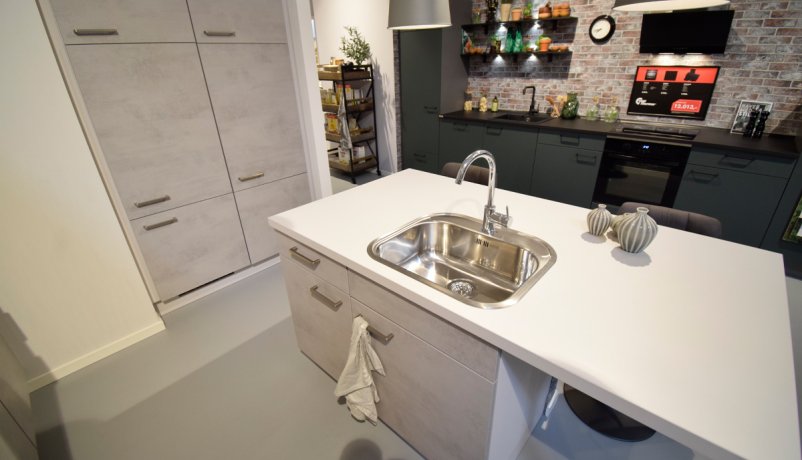 Udstillingsbad til salg i Vordingborg Køkkenet Valby