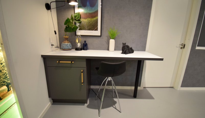 Udstillingskøkken til salg i Vordingborg Køkkenet Valby