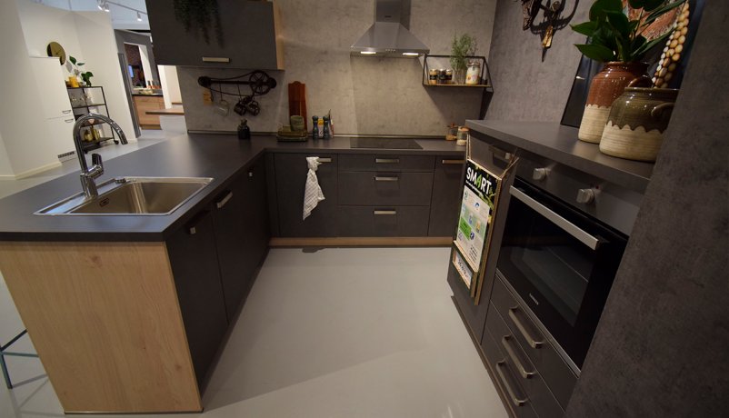 Udstillingskøkken til salg i Vordingborg Køkkenet Valby