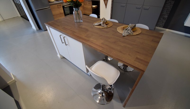 Lækkert udstillingskøkken til salg i Valby