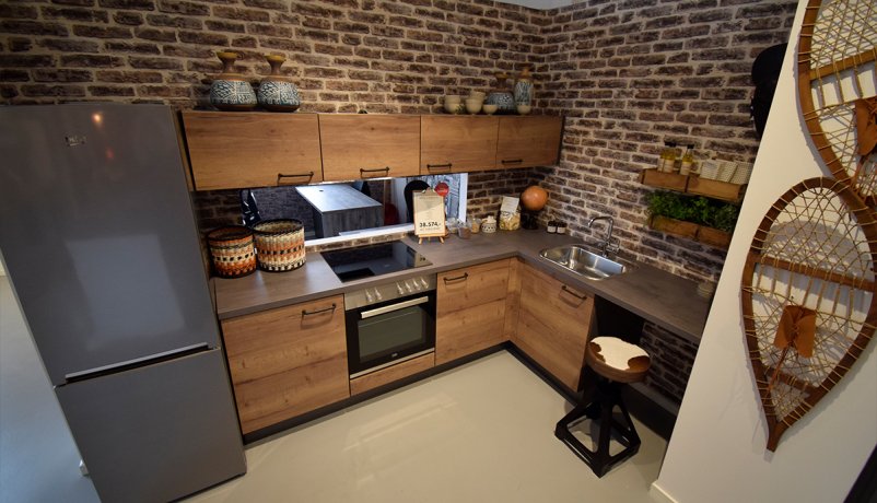 Lækkert udstillingskøkken til salg i Valby