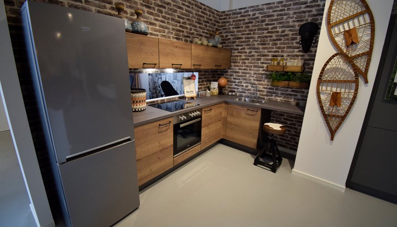 Lækkert udstillingskøkken til salg i Valby