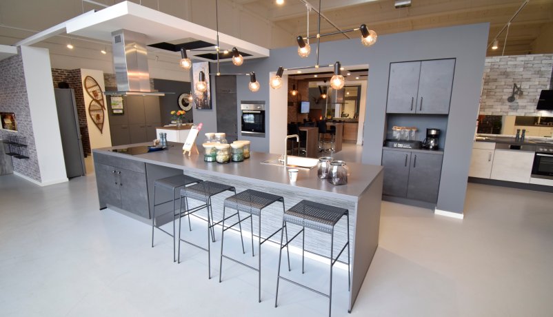 Lækkert udstillingskøkken til salg i Valby