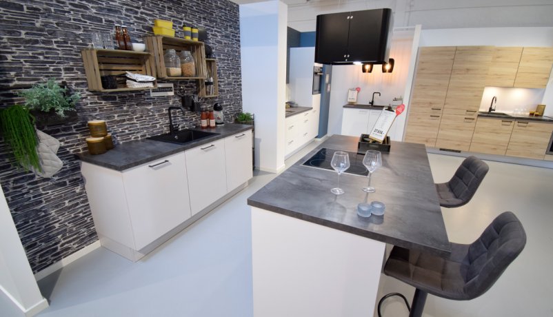 Udstillingsbad til salg i Vordingborg Køkkenet Valby