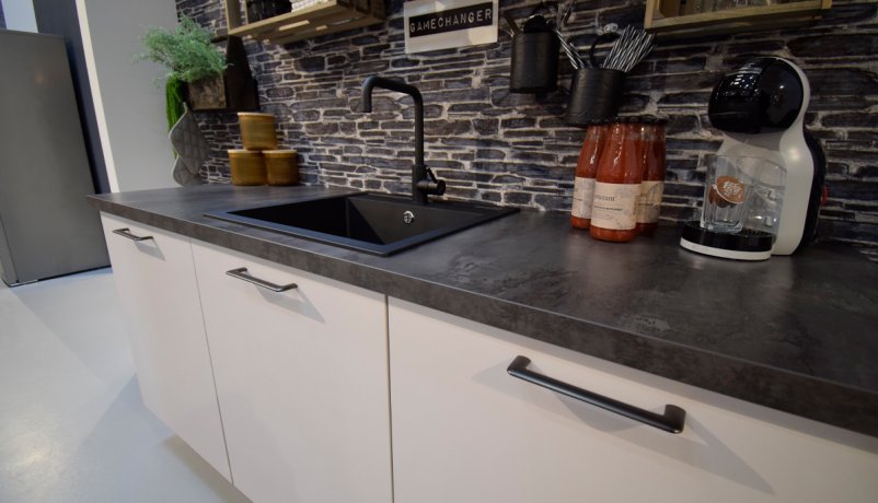 Udstillingsbad til salg i Vordingborg Køkkenet Valby