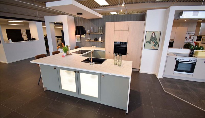 Lækkert Senso udstilling til salg i Viby J