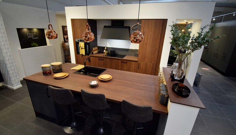 Lækkert udstilling til salg i Viby J