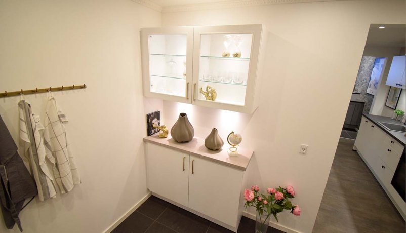 Lækkert Laser udstillingskøkken til salg i Viby J.