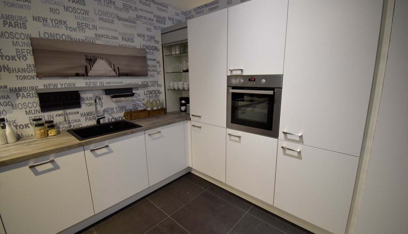 Super lækkert vinkelkøkken til salg i Viby J