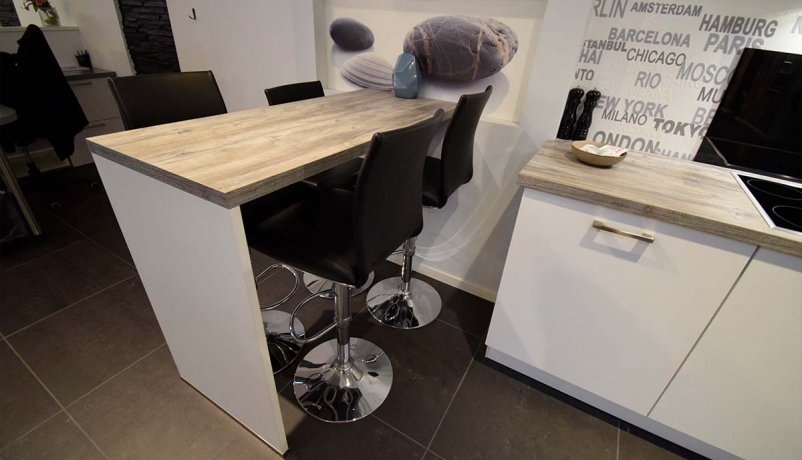 Super lækkert vinkelkøkken til salg i Viby J