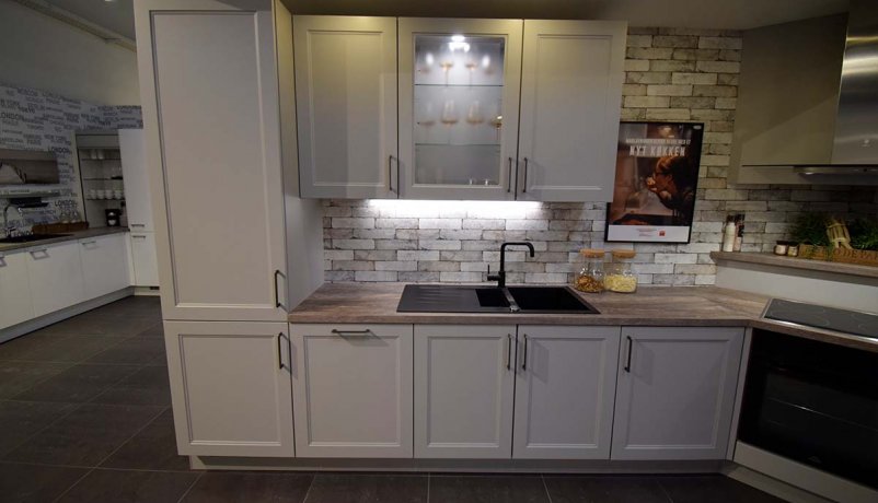 Smukt vinkelkøkken til salg i viby J