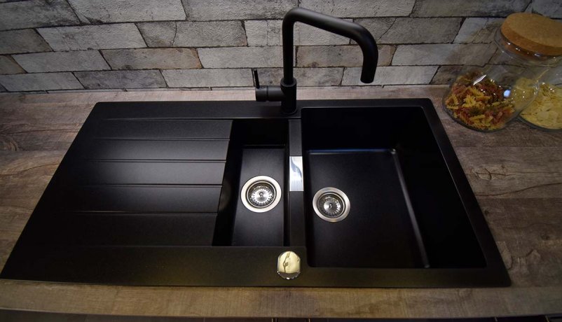 Smukt vinkelkøkken til salg i viby J