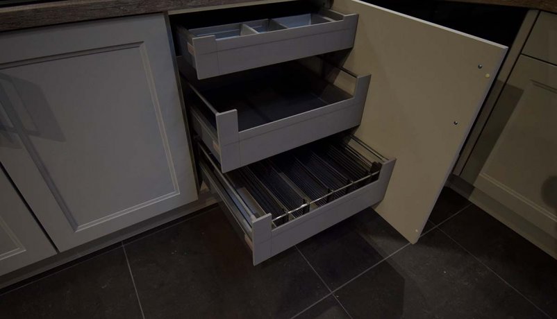 Smukt vinkelkøkken til salg i viby J