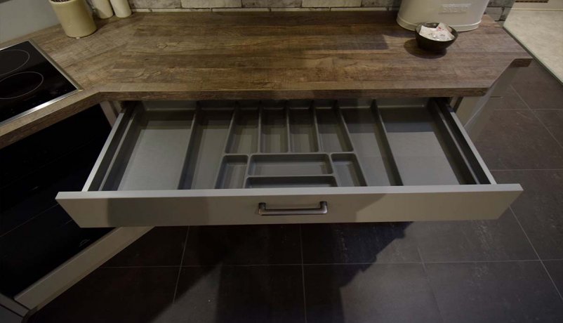 Smukt vinkelkøkken til salg i viby J