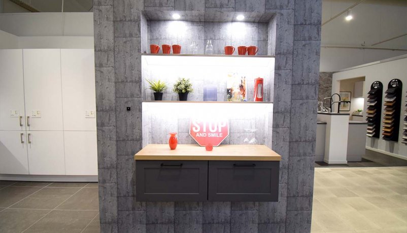 Møbel til salg i Viby J