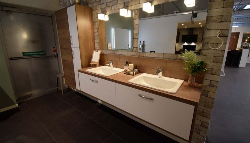 Badmiljø til salg i Vordingborg Køkkenet Viby J