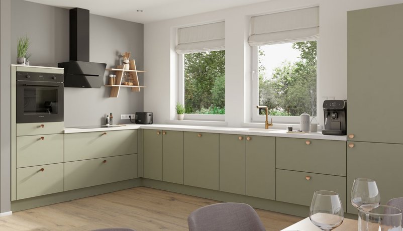 Harmonisk olivengrønt vinkelkøkken