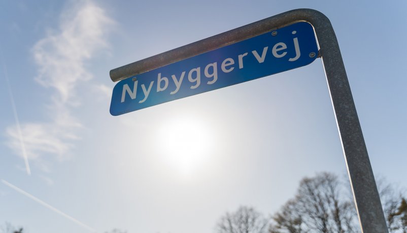 Vejskilt med navnet Nybyggervej